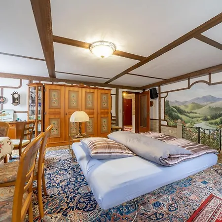 Private Homestay *